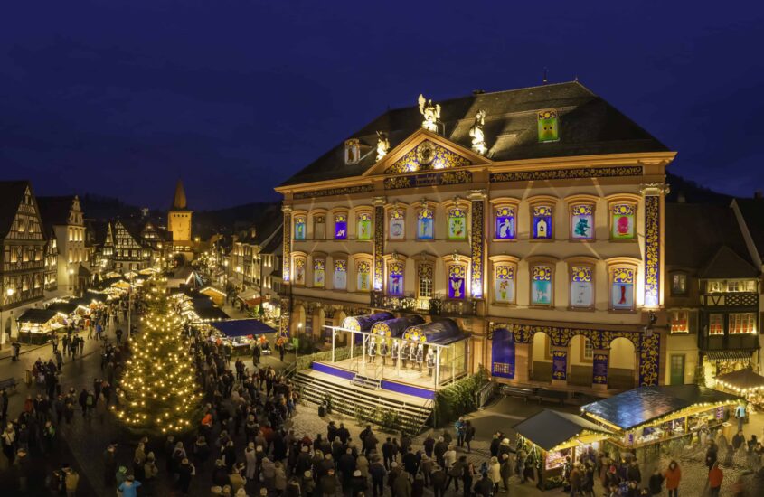 Beleuchteter Weihnachtsmarkt in Gengenbach