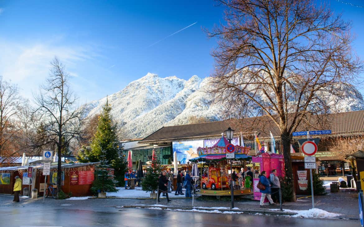 Isylischer Weihnachtsmarkt im Schnee