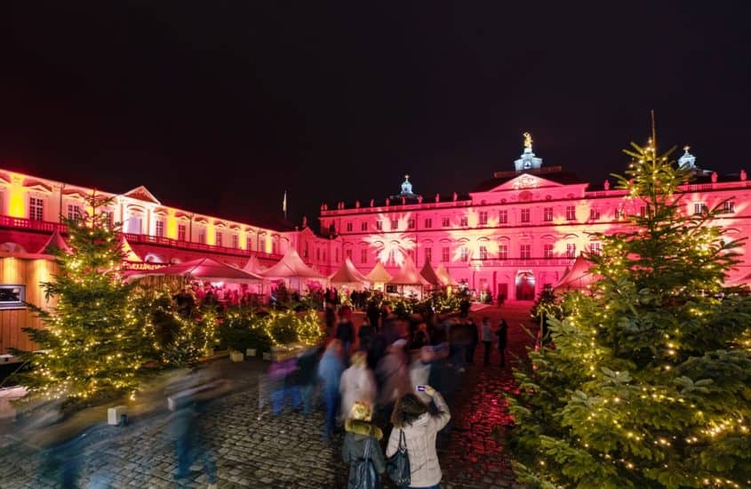 Blich auf das Schloss am Abend, Weihnachtsmarkt