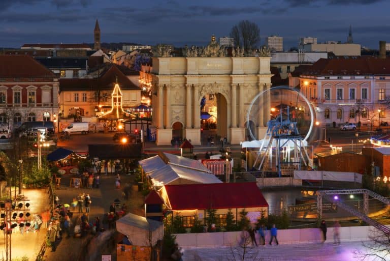 Blich auf die Innenstadt Potsdam am Abend