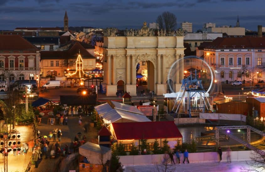 Blich auf die Innenstadt Potsdam am Abend