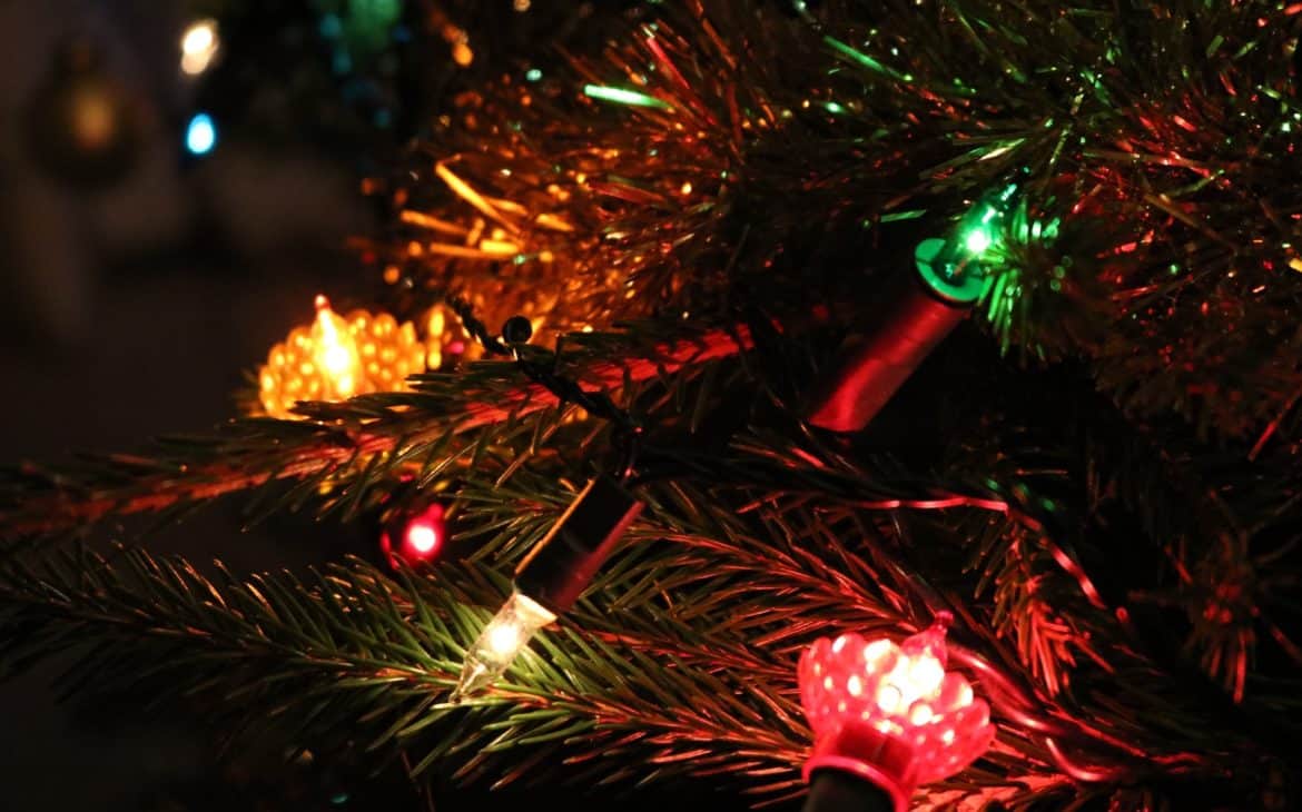 Bunte Christbaumbeleuchtung