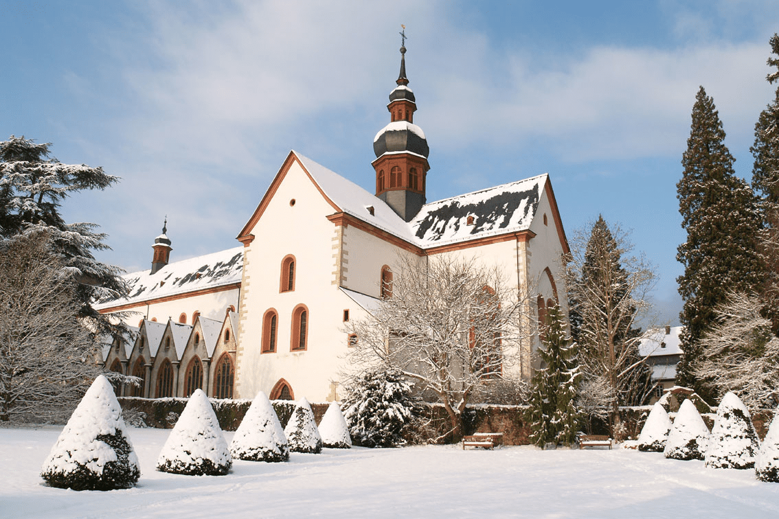 Kloster Eberbach im Schnee