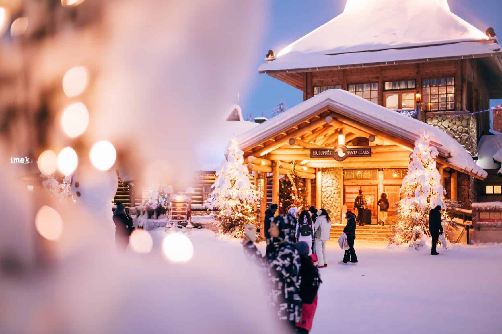 Rovaniemi Wo der Weihnachtsmann wohnt Weihnachtsmarkt Magazin