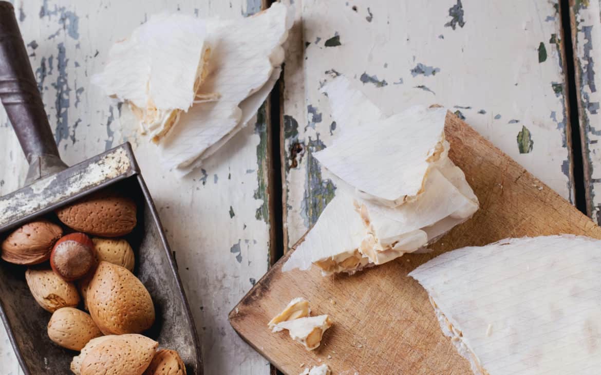 Turrón Duro ist eine süße Spezialität von den Balearen, die man in der Weihnachtszeit isst