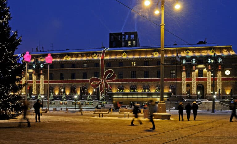 Die Weihnachtsmärkte von Göteborg überzeugen mit stimmungsvollen Lichtinstallationen.