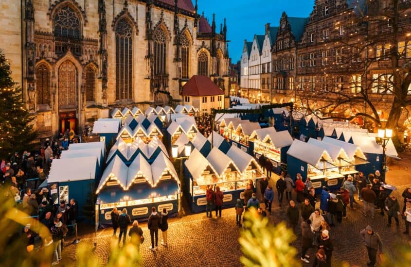 Weihnachtsmarkt Münster Dächer des Lambertimarktes