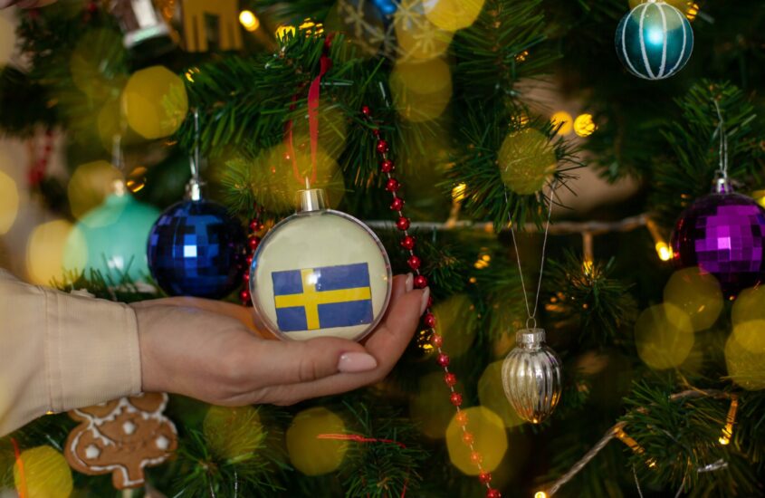 Weihnachtskugel Schweden Flagge