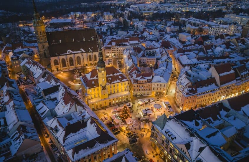 Aufnahme des Bautzener Weihnachtsmarkt von oben.