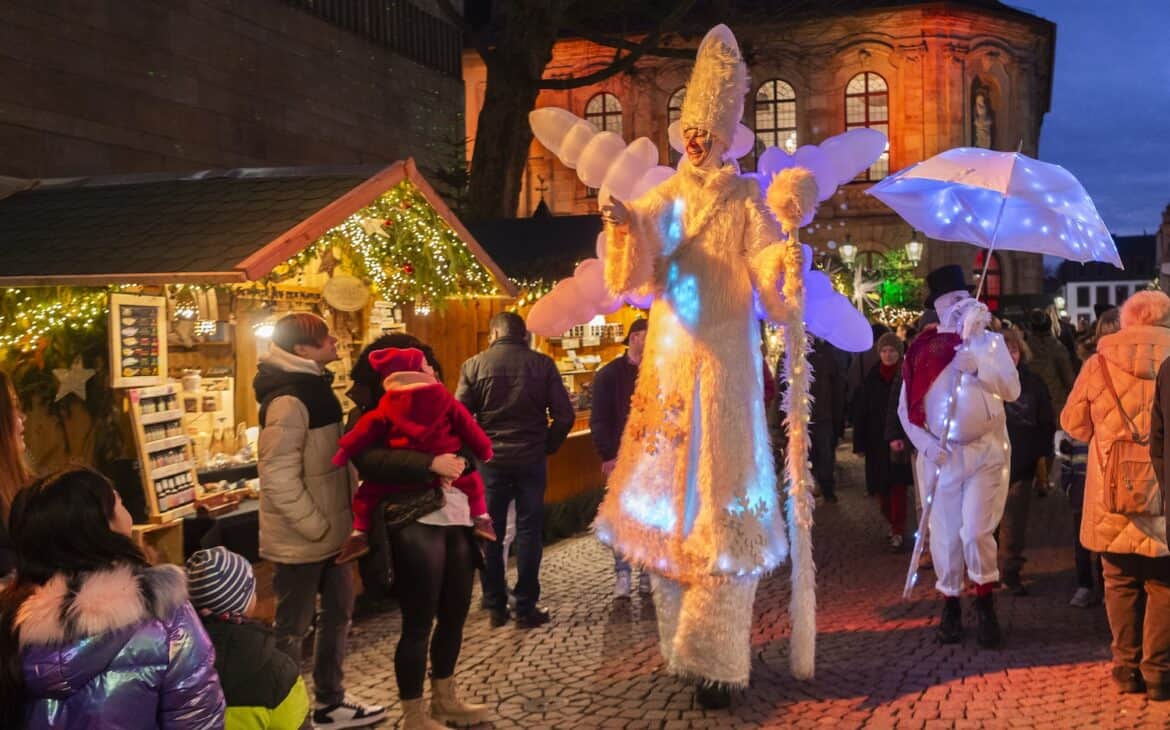 Attraktionen auf dem Weihnachtsmarkt in Fulda.