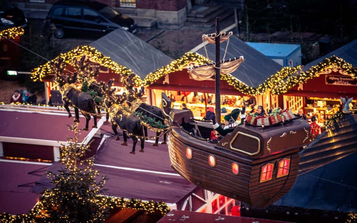 Der Wichtelflug auf den Kieler Weihnachtsmärkten.